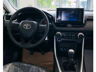 VOITURE RAV4 4X4