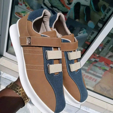 chaussure-originale-nouveaute-big-0