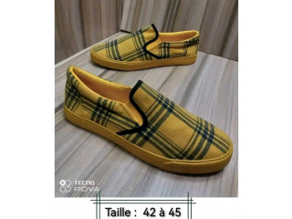 CHAUSSURES NOUVEAUTÉ