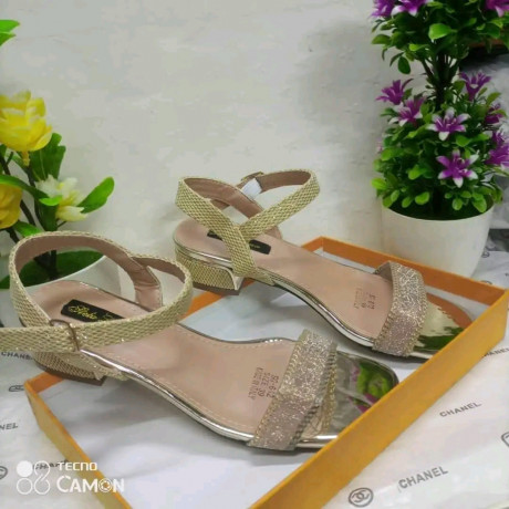 chaussure-pour-le-femme-big-0