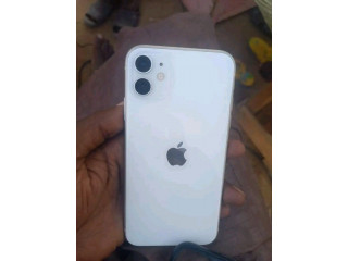 IPHONE 11 SIMPLE