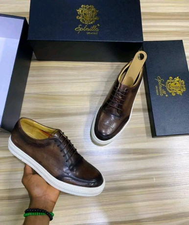 chaussure-ferme-cuir-100-big-3