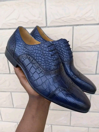 chaussures-fermes-100cuire-big-0