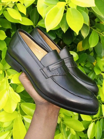chaussures-fermes-100cuire-big-2