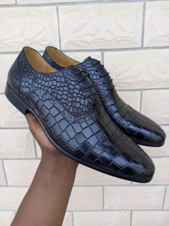 chaussures-fermes-100cuire-big-1