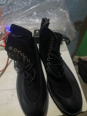 bottes-venu-de-dubai-big-1